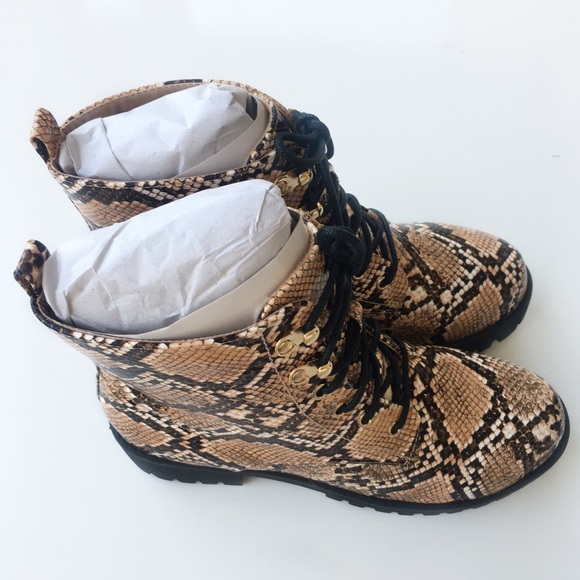 NEW Lulus Devyn Snake Print Lace Up Ankle Boot - Picture 6 of 11